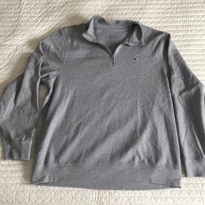 Vineyard Vines men’s gray quarter-zip, large